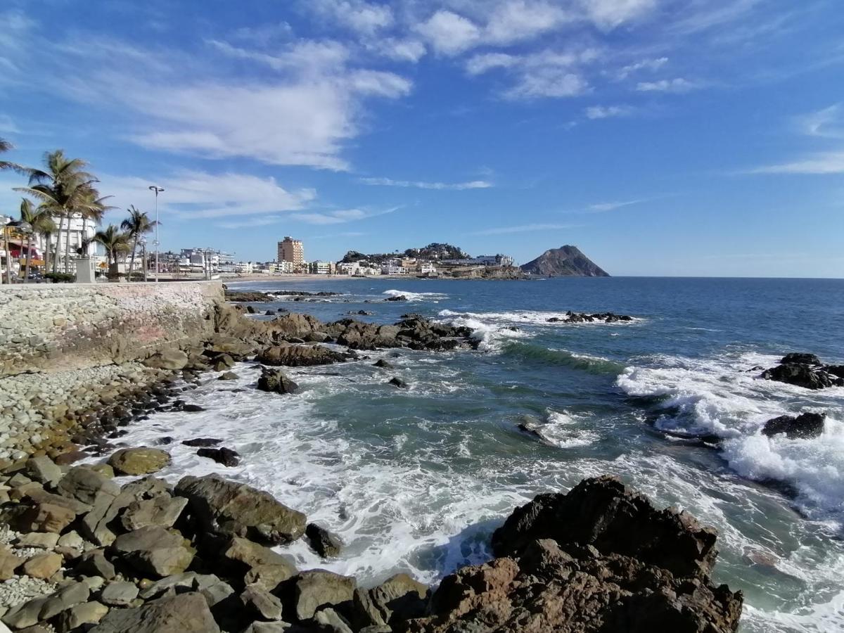 Casa Dahlia 2 Bed & Breakfast Mazatlan Exterior photo